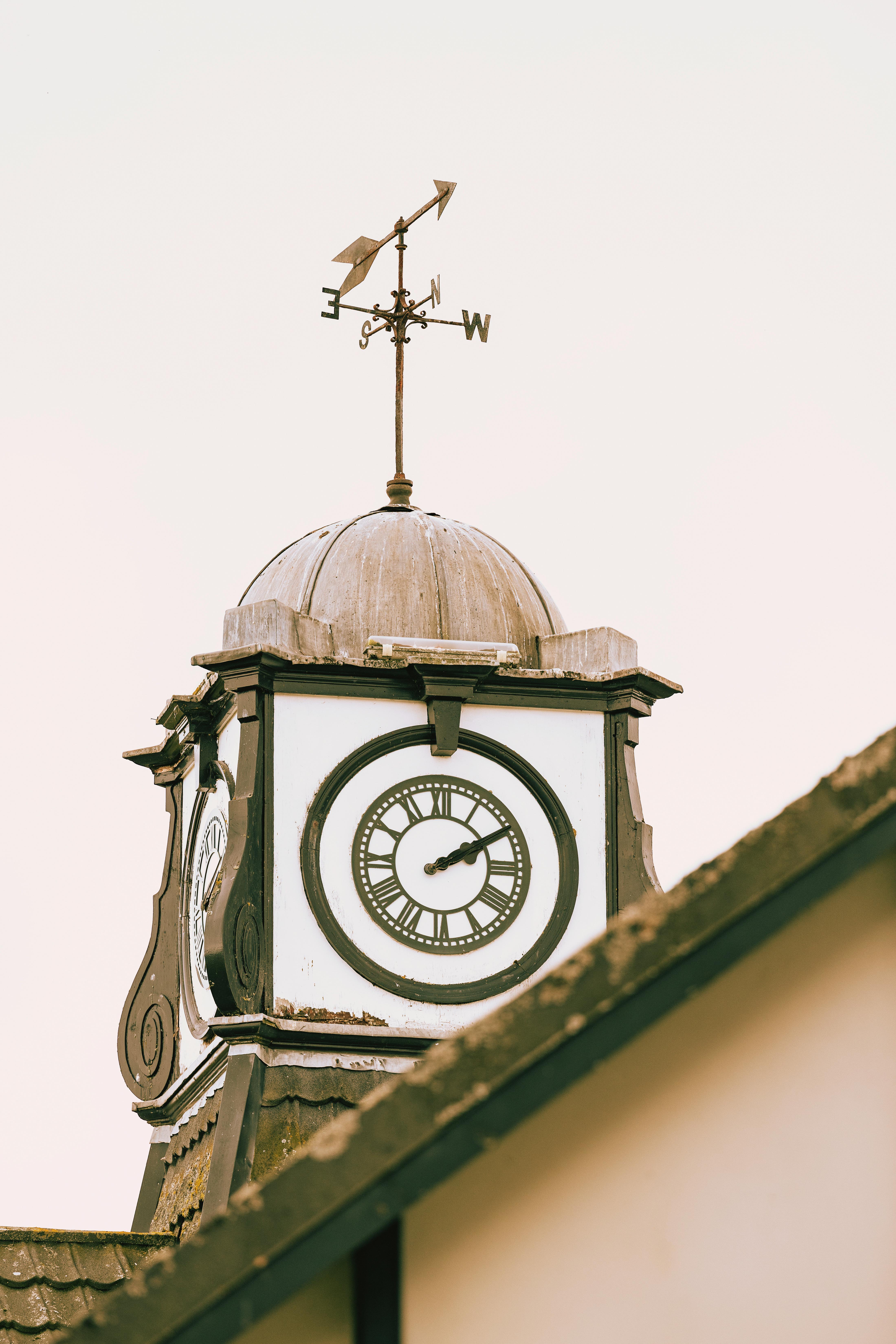 Dornoch Station Hotell Exteriör bild The clock tower