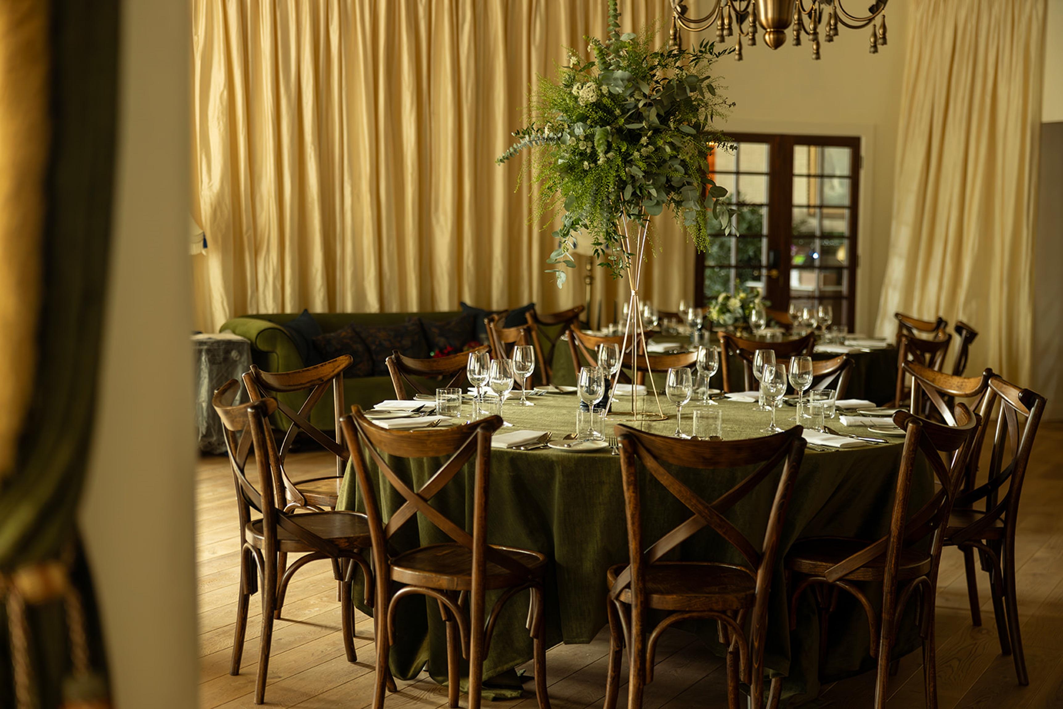 Dornoch Station Hotell Exteriör bild The dining room at the hotel